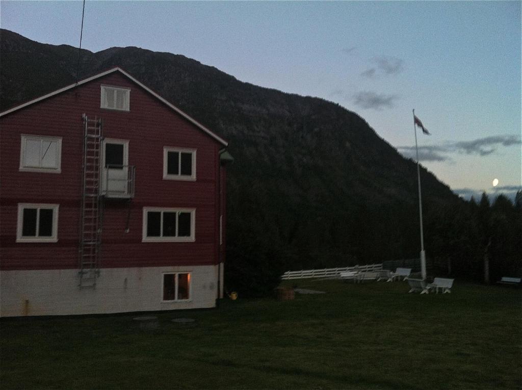 Nigardsbreen Lodge Luster Room photo